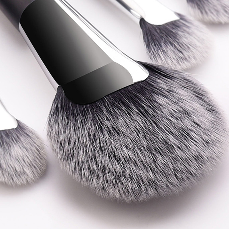 DDP OEM 10pcs Fan Shaped Makeup Brush Set New Model (2)