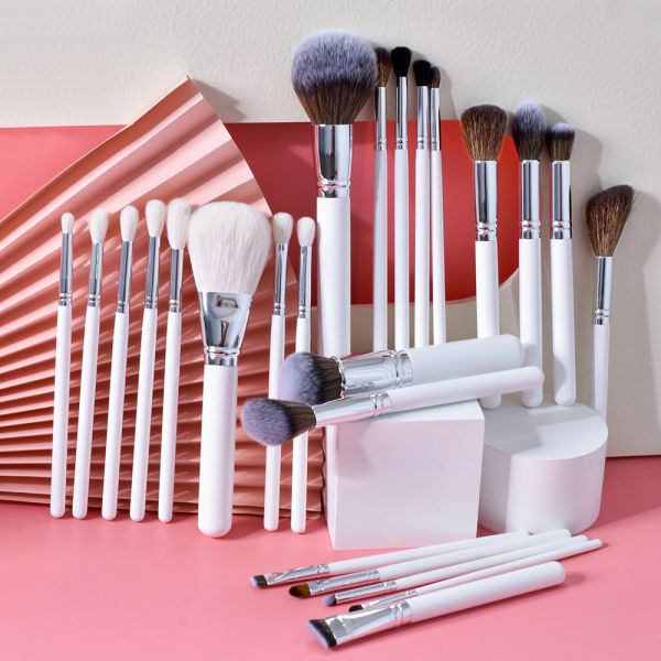 Makeup Brushes (13)